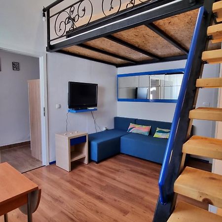 Apartments Punta 2 오미스 객실 사진