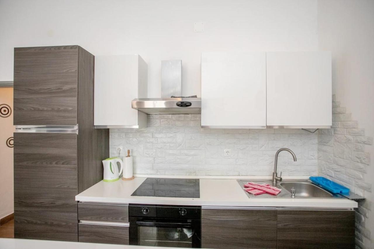 Apartments Punta 2 오미스 외부 사진